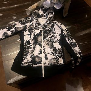 Warm sport jacket! Gently used